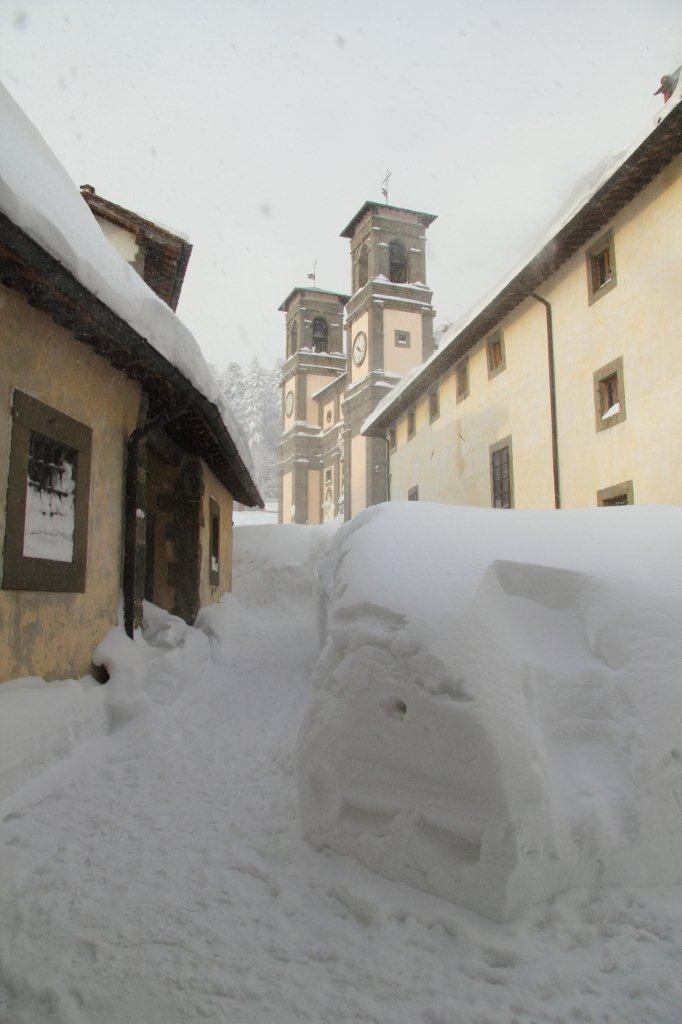 L''Eremo di Camaldoli sotto 2 metri di neve